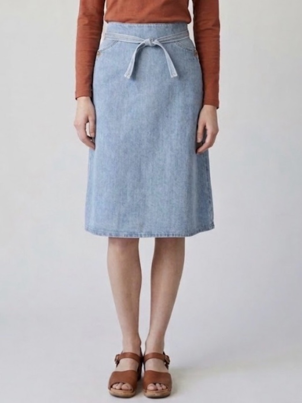 Vintage SEASONS Light Wash Denim A-Line Wrap Skirt Size 8 - 26”- 30” Waist
